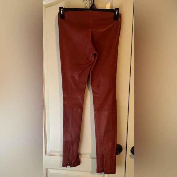 Alice & Olivia Red Leather Zip Fly Pants
Size 2 - Picture 2 of 14